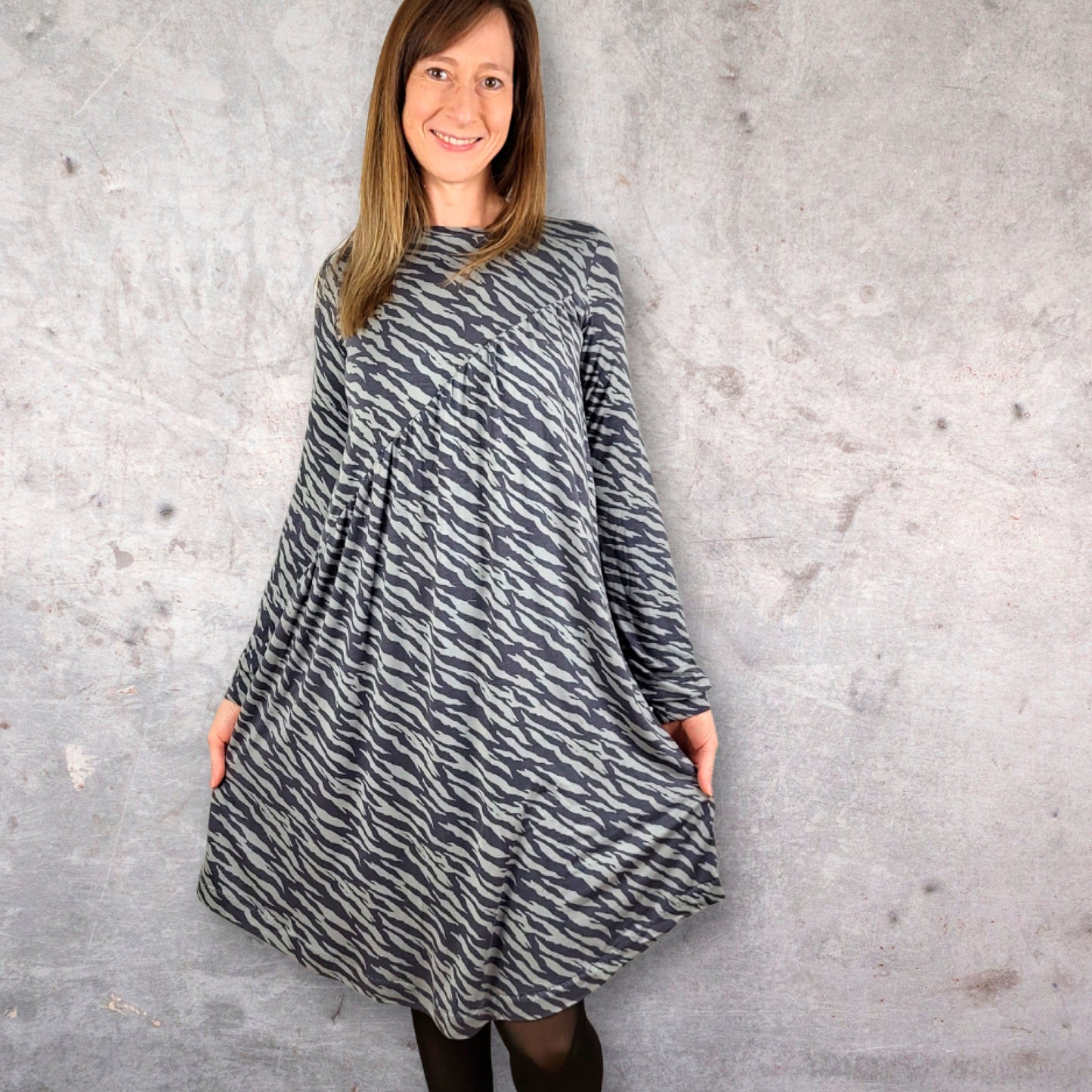 KLEID "FRU JELLA"