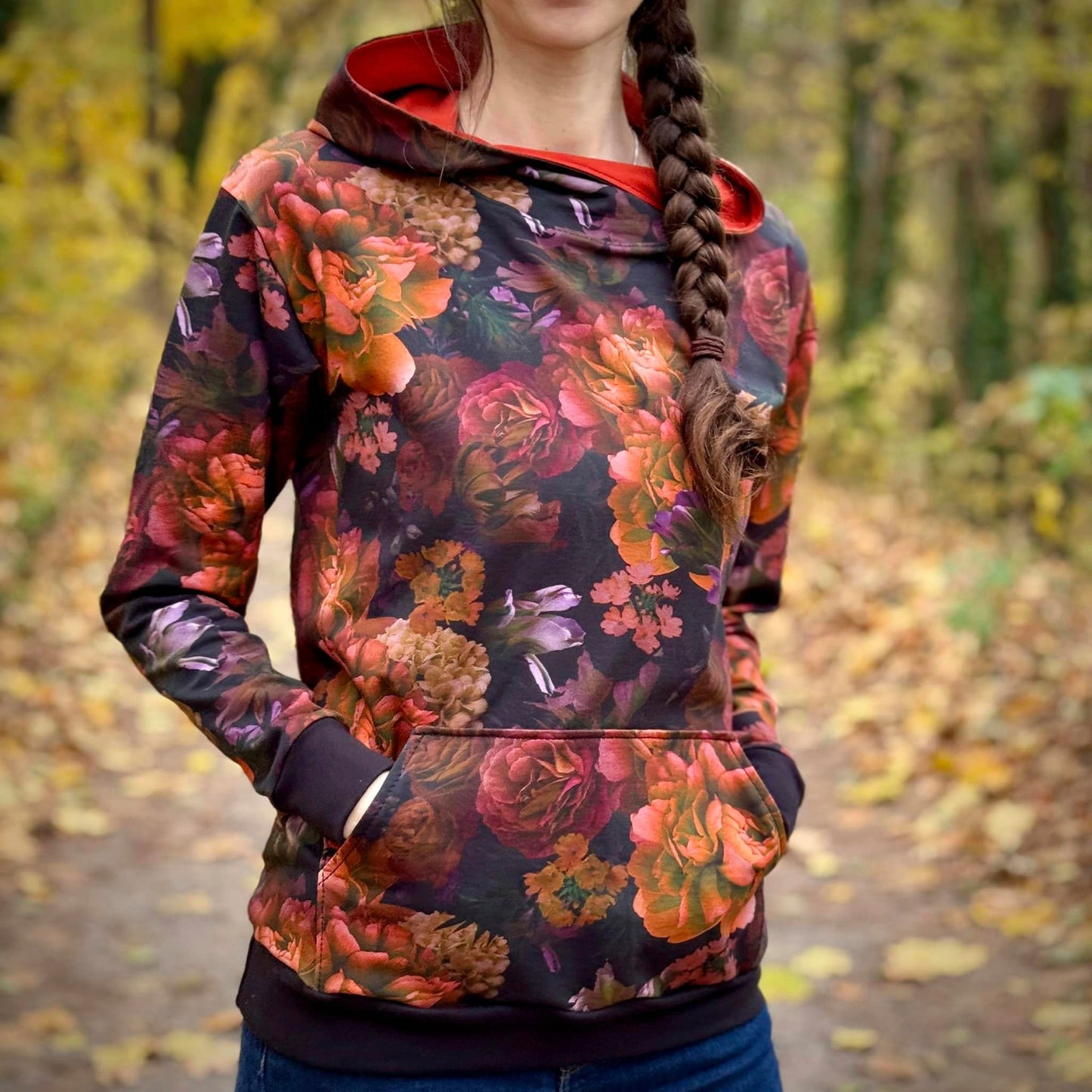 HOODIE "FRU ALMA"