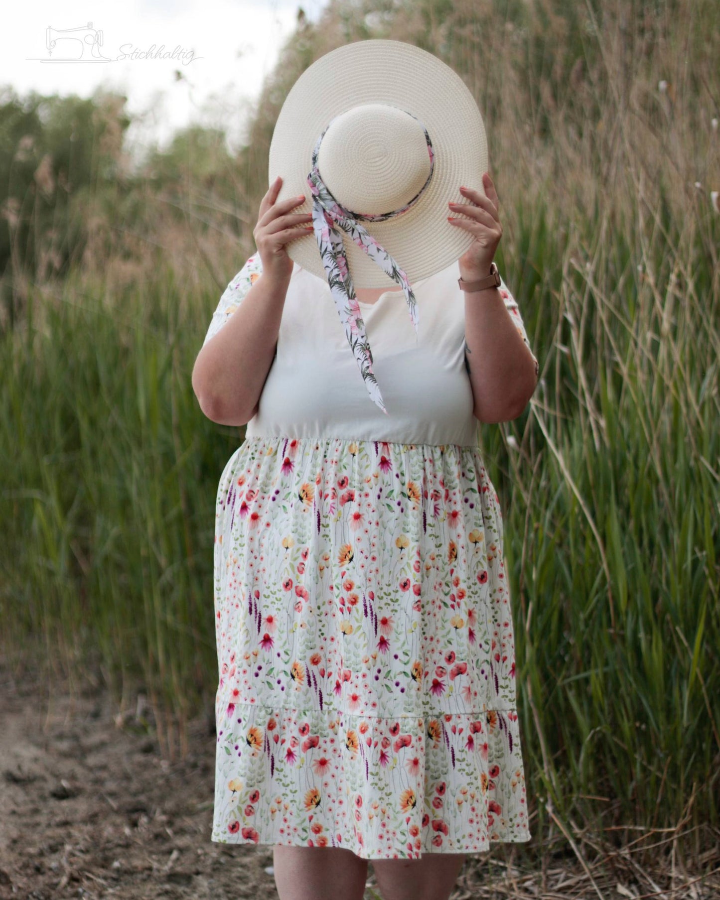 KLEID "FRU SINJE"